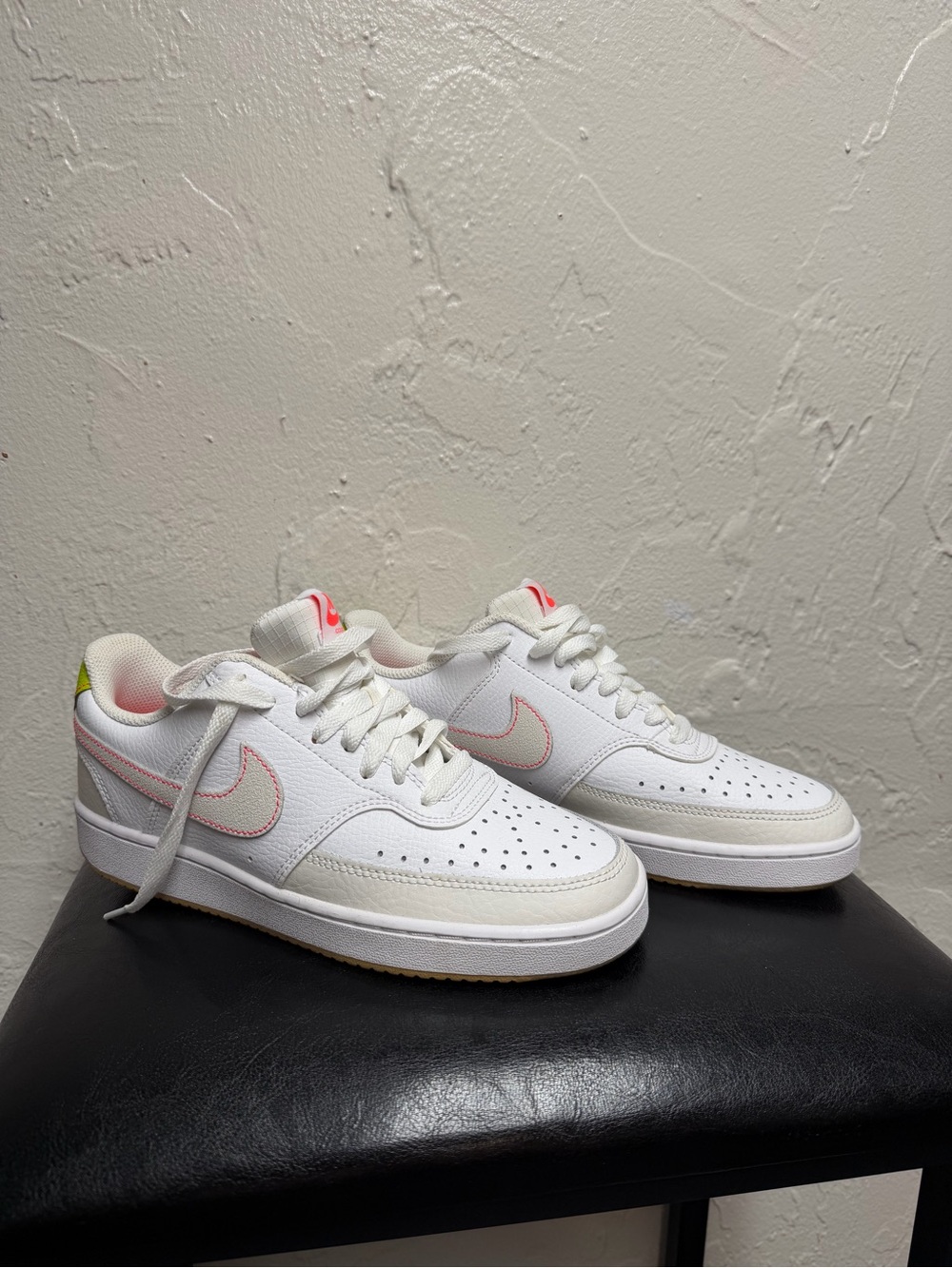 Nike Women's White Low-Top Sneakers with Pink Stitching and Lime Heel - Picture 4 of 12